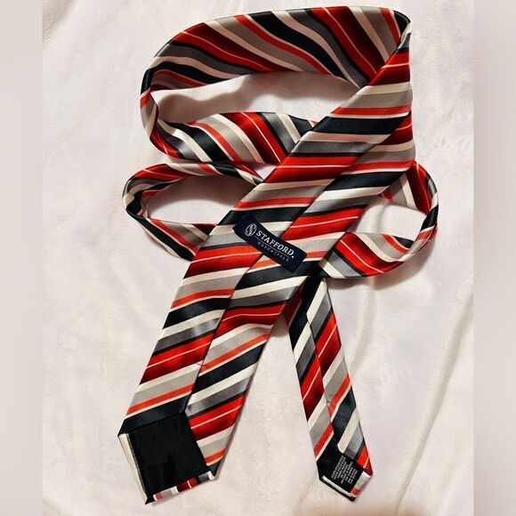 STAFFORD ESSENTIALS Men's Neck Tie, Elegant 
Red/ Black Grey white Strip… - Picture 3 of 13